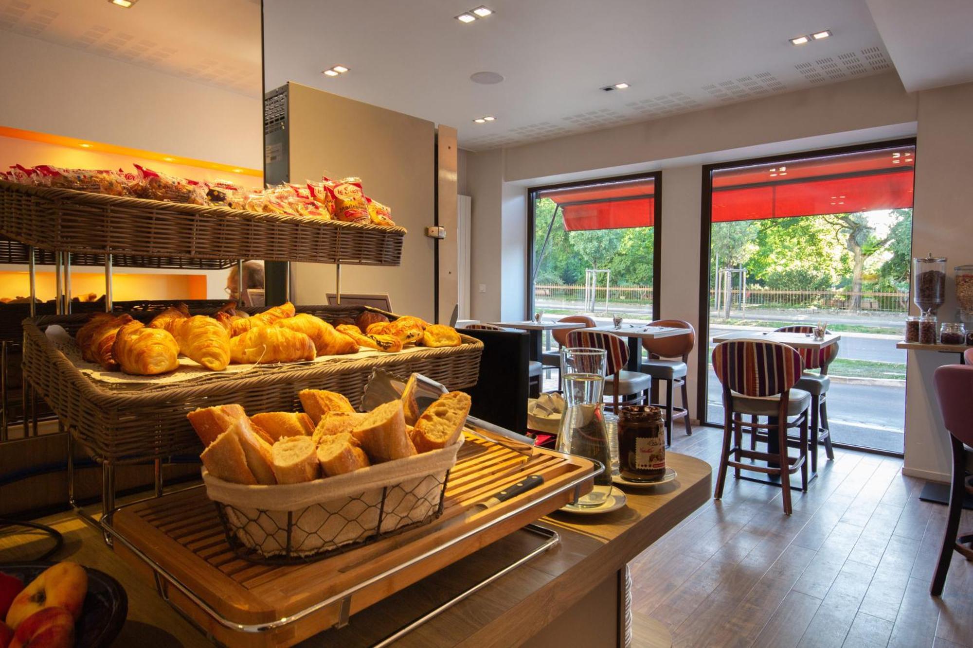 Hotel De La Gare Troyes Centre מראה חיצוני תמונה