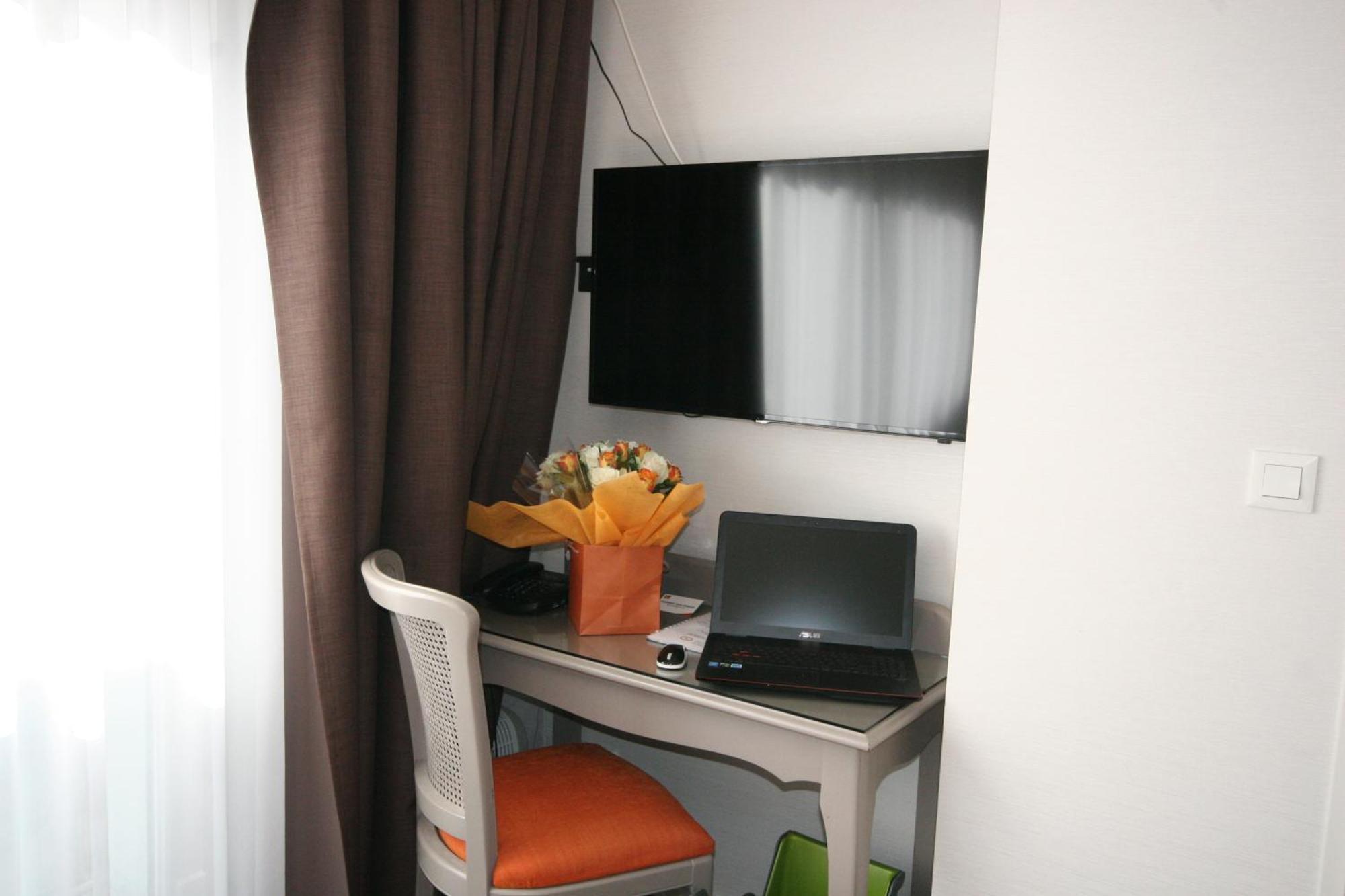 Hotel De La Gare Troyes Centre מראה חיצוני תמונה